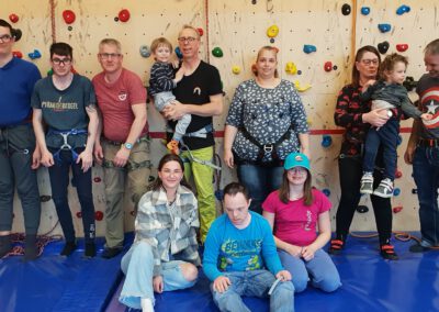 Wunderbare KLETTERFAIREINSFAMILIEN